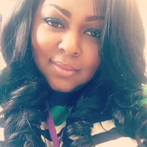 Meet your Posher, Lena