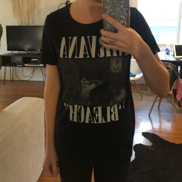 Nirvana "Bleach" Tee - M - Picture 3 of 3