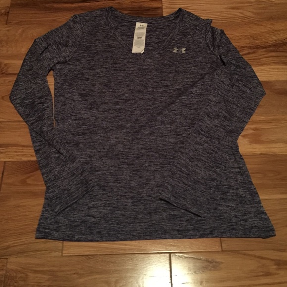 NWOT Women's Under Armor top