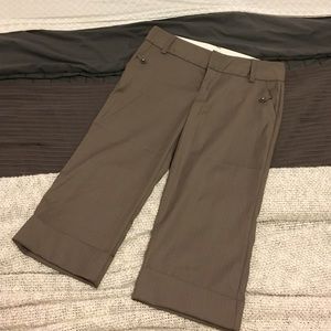 🌿 Brown Cropped Slacks