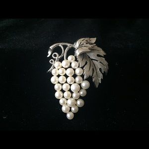 Vintage Trifari Faux Pearl Grape Brooch Pin
