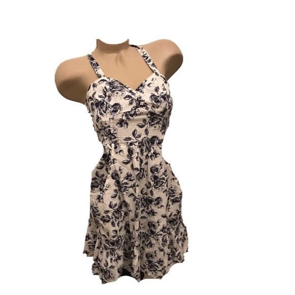 Mossimo Supply Co. Dresses & Skirts - Navy off white floral dress small mossimo