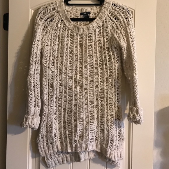 Open loop chunky knit sweater