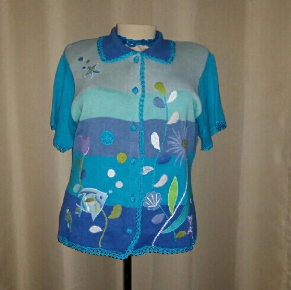 Willow Ridge Cardigan with Under Water Scene