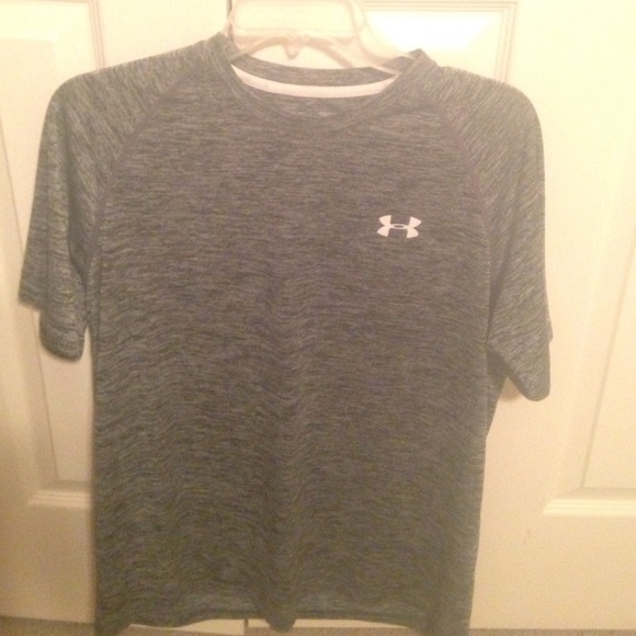 Under Armour Other - Under armor T-shirt