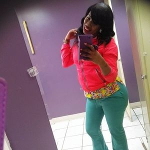 Meet your Posher, Ashley