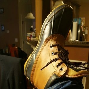 Tote duck boots
