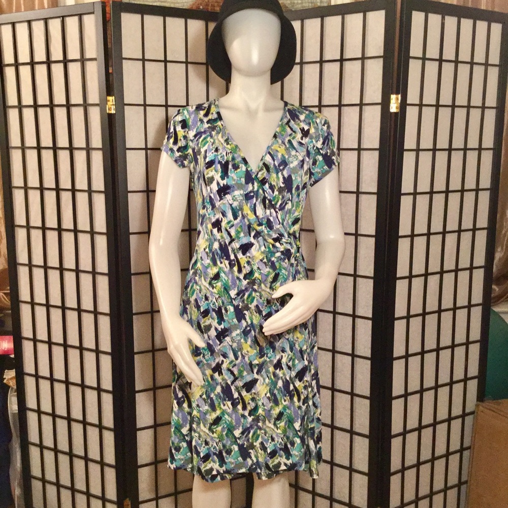 SALE! 🚨 👗 NEW! NWT Art Print Wrap Dress 👗