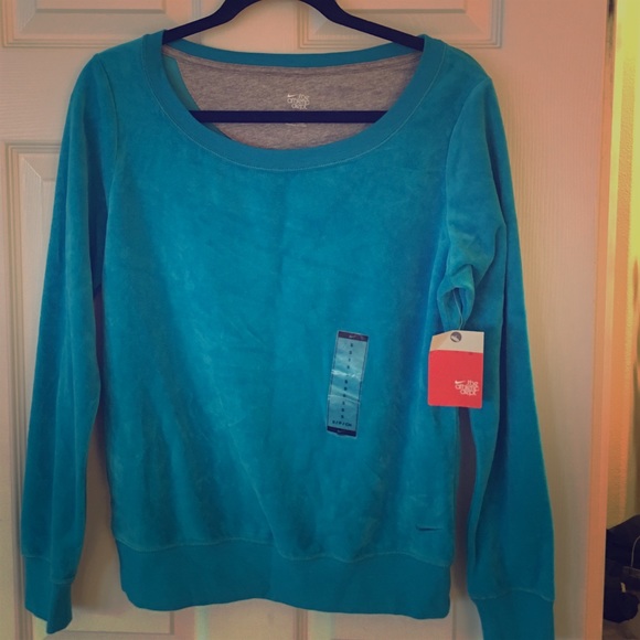 Nike pull over