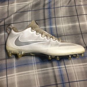 Nike vapor football cleats