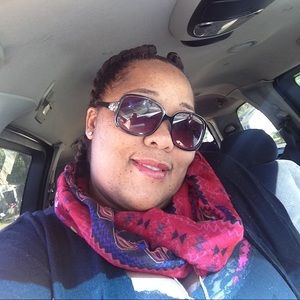 Meet your Posher, Gwendolyn