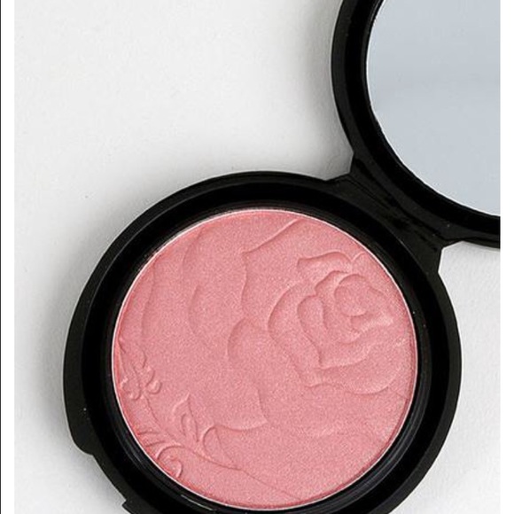 Mauve colored blush