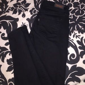 Black Levi Leggings