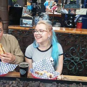 Meet your Posher, Molly