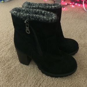 Missimo Supply Company Black Zipper Booties