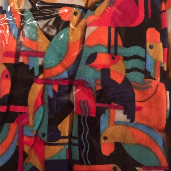 Lularoe os toucans - Picture 1 of 1