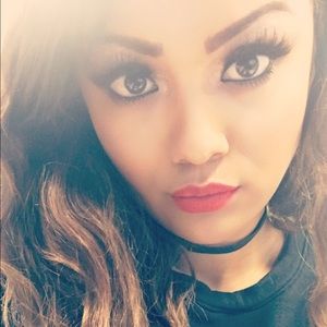 Meet your Posher, Melissa