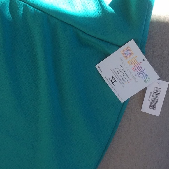💋❗️SALE❗️💋 LuLaRoe Cassie Pencil Skirt
