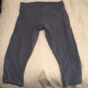 Lululemon crops