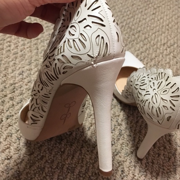 Jessica Simpson "Cassel" - Perfect Wedding Shoes - Picture 4 of 4