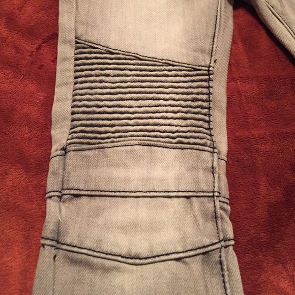 Haus of jr 4T jeans - Picture 2 of 4