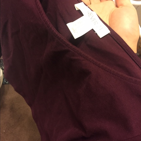 Forever 21 Burgendy Crop Top - Picture 3 of 3