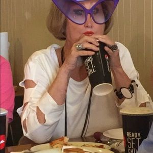 Meet your Posher, Sherie