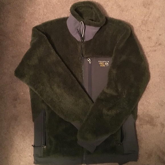 Mountain hardware jacket