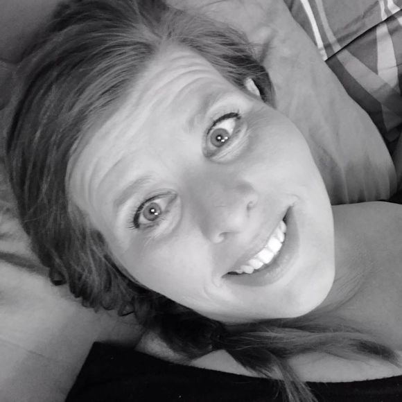 Meet your Posher, Katie - Picture 1 of 1