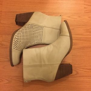 💕Diba Chunky Heel Ankle Boots💕