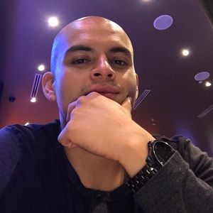 Meet your Posher, Eric