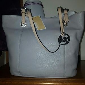 Michael Kors Jet Set Tote