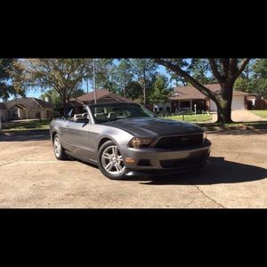 Used 2010 Ford Mustang Premium