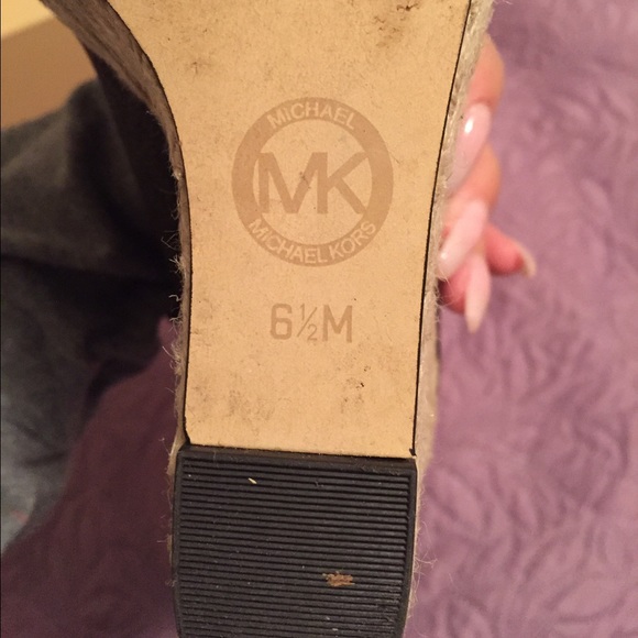 Michael Kors wedges - Picture 2 of 2