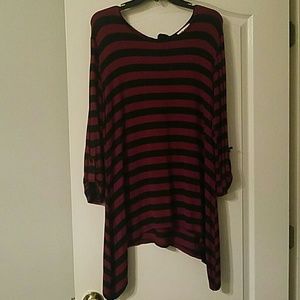 Black & wine stripe top