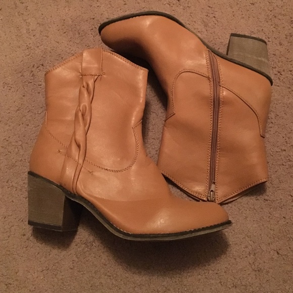 Ribbon cowboy booties