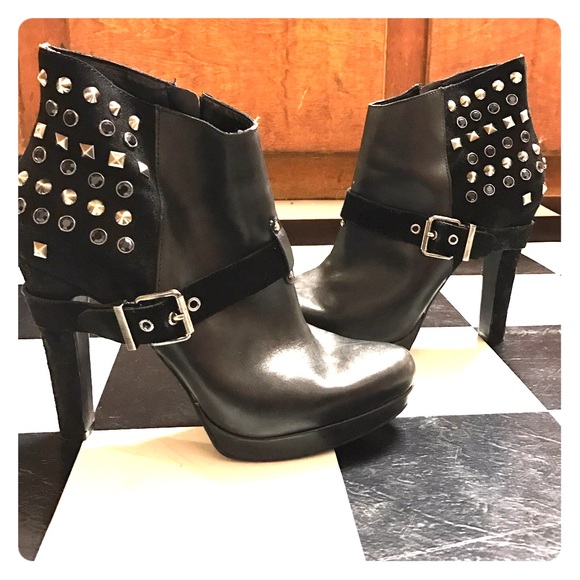 BCBG Women's Sparta Boot