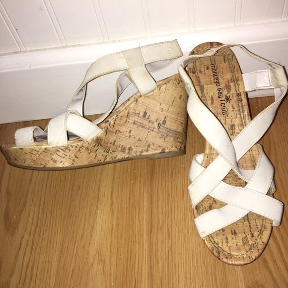 White strappy wedges, size 7