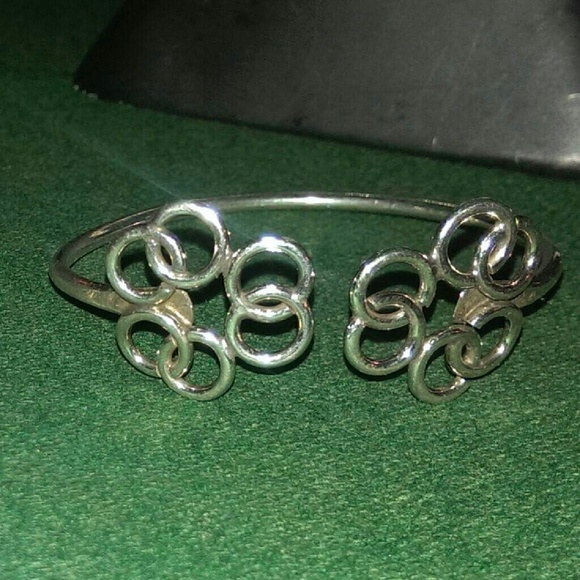 Sterling Silver Circle Link cluster end bangle - Picture 1 of 1