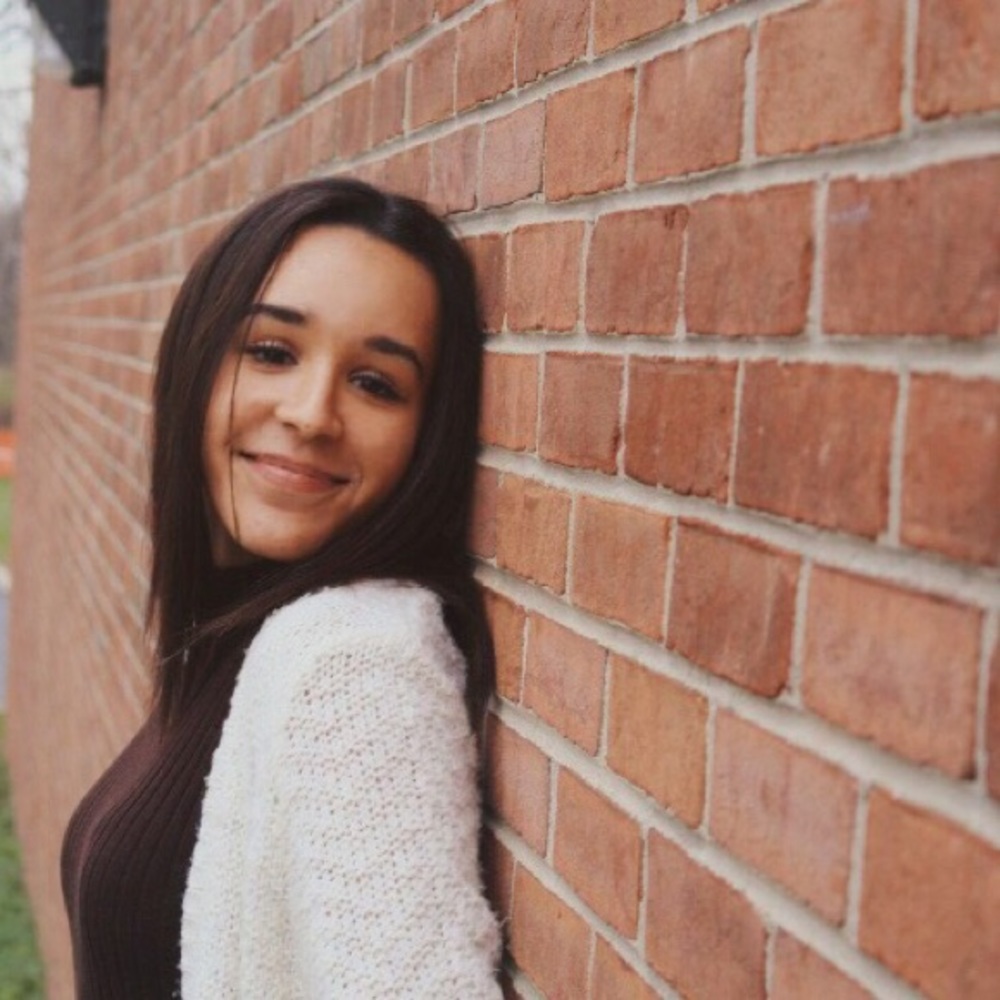 Meet your Posher, Olivia.