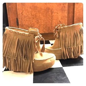 Koolaburra Women's Tasso Bootie, Chestnut, size 10