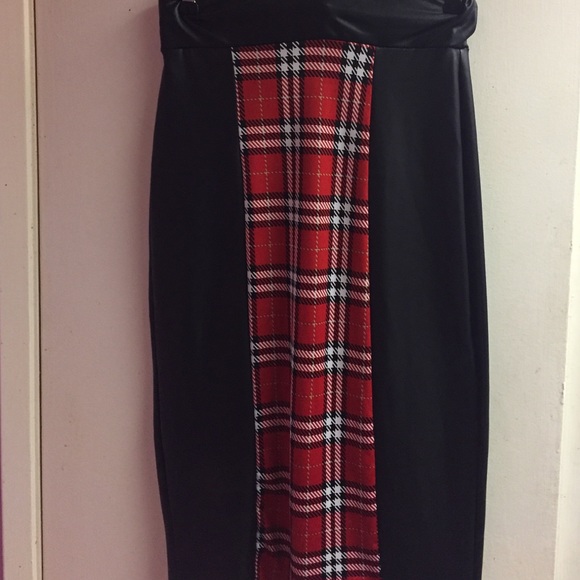 Pencil skirt