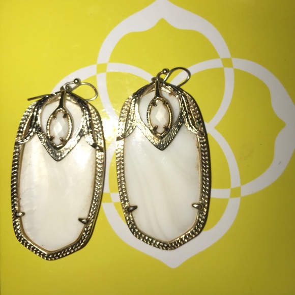 White kendra's