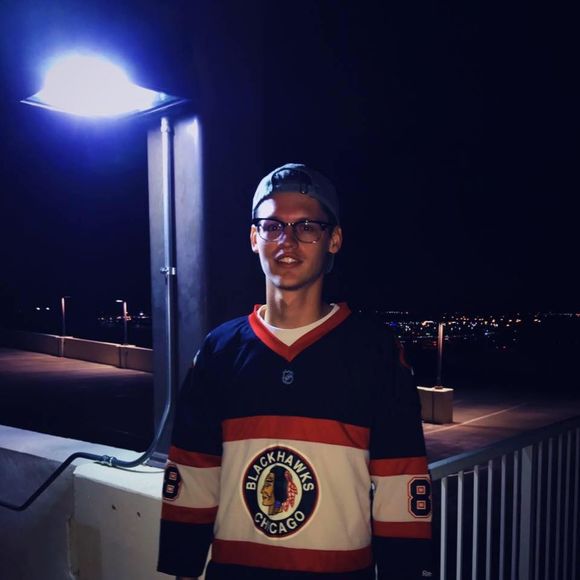 Meet your Posher, Zach