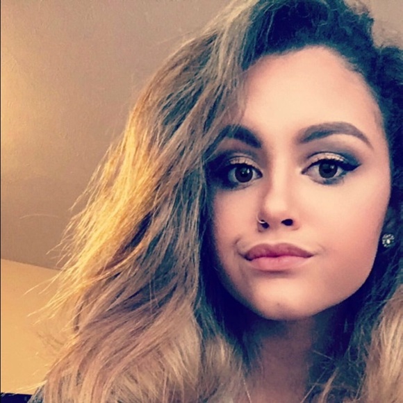 Meet your Posher, Lakayla