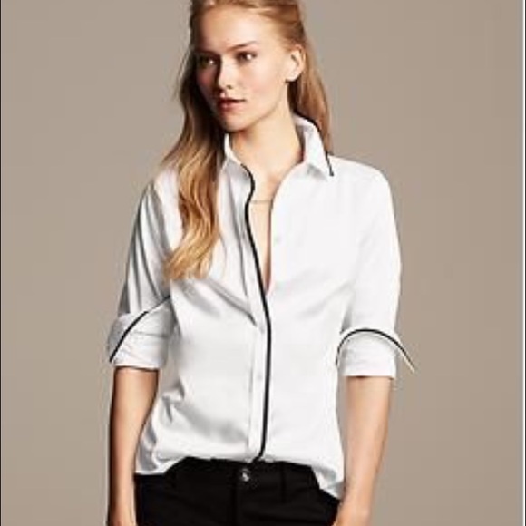 Banana Republic fitted shirt, brand new!