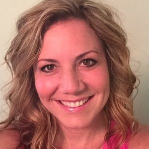 Meet your Posher, Alisa