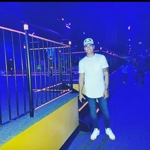 Meet your Posher, James