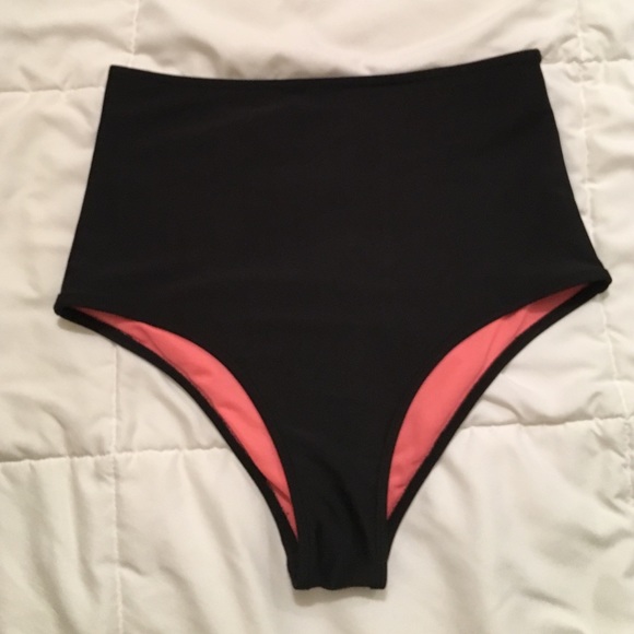 HIGH WAISTED CHEEKY BATHING SUIT