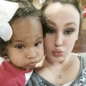 Meet your Posher, Holly